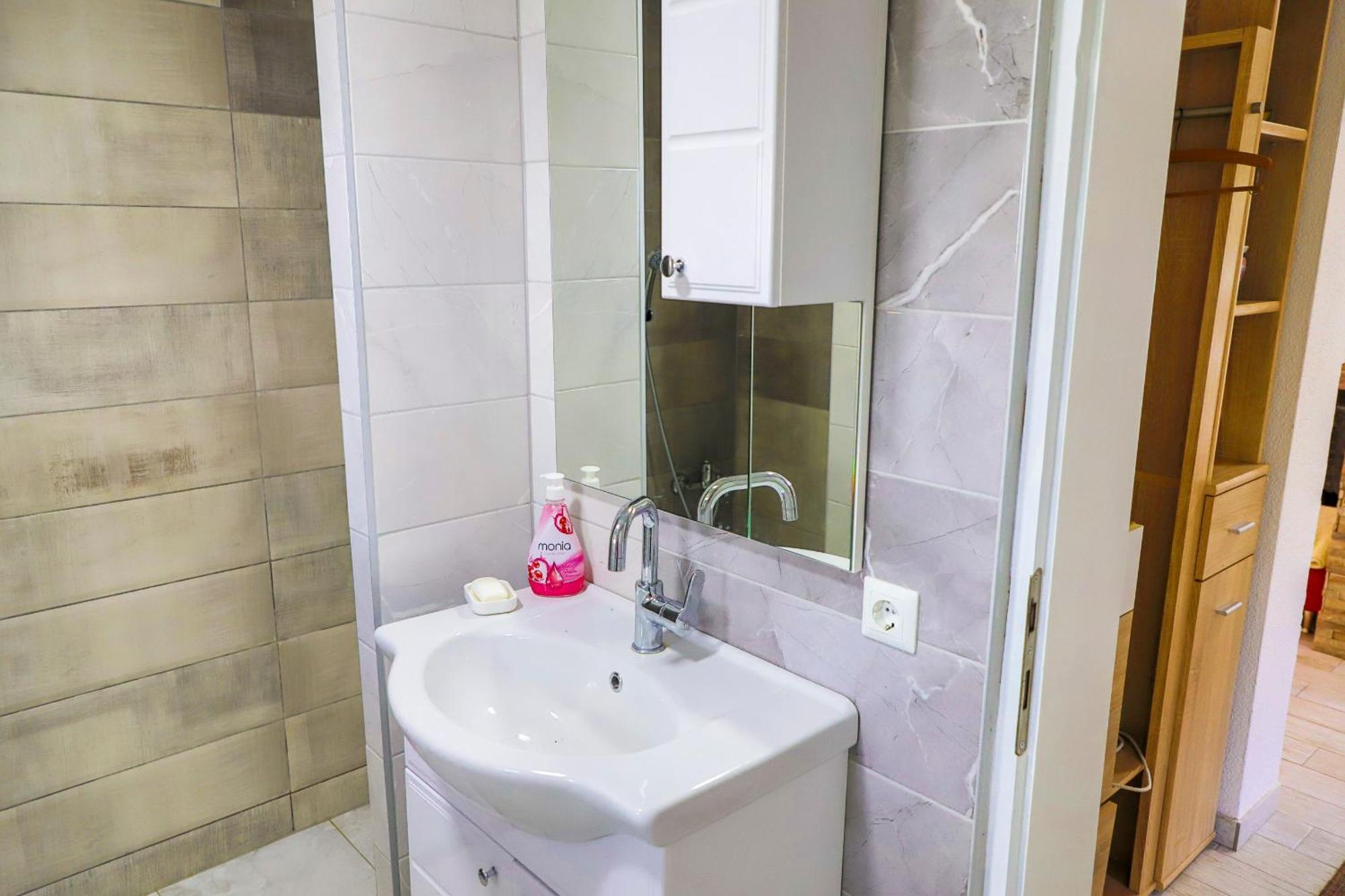 Apartman Ozimice 2 Bihać エクステリア 写真